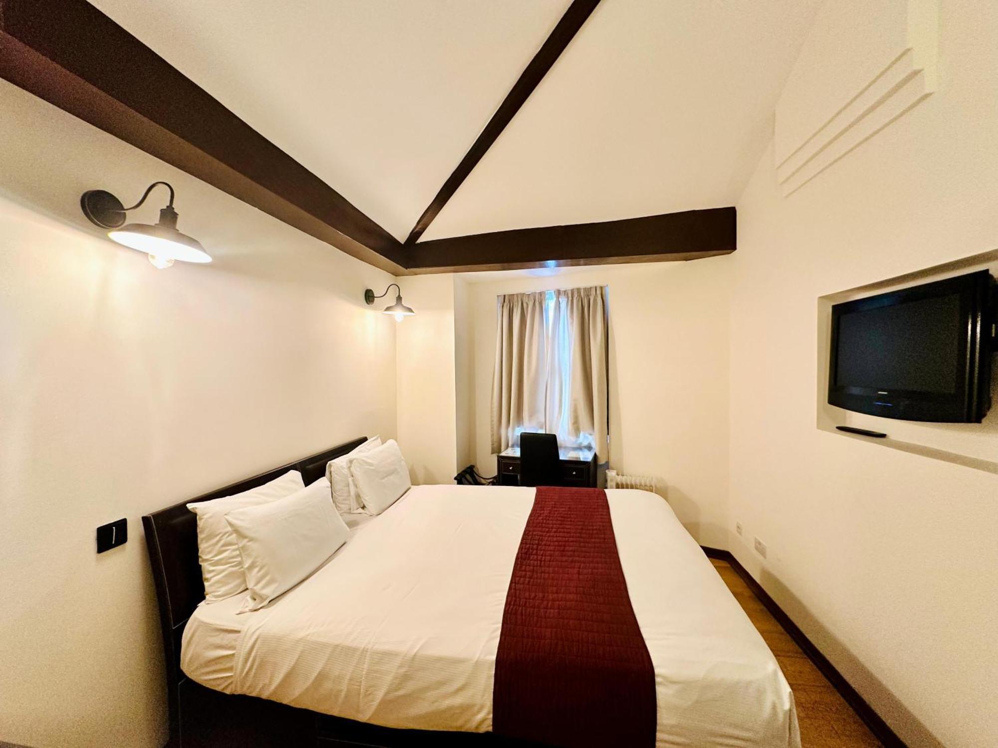 The Royale Chulan Hyde Park Hotel London