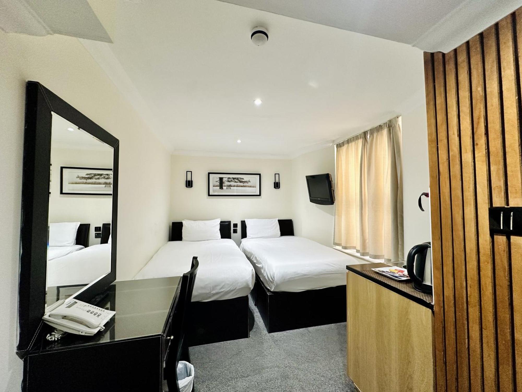 The Royale Chulan Hyde Park 3*