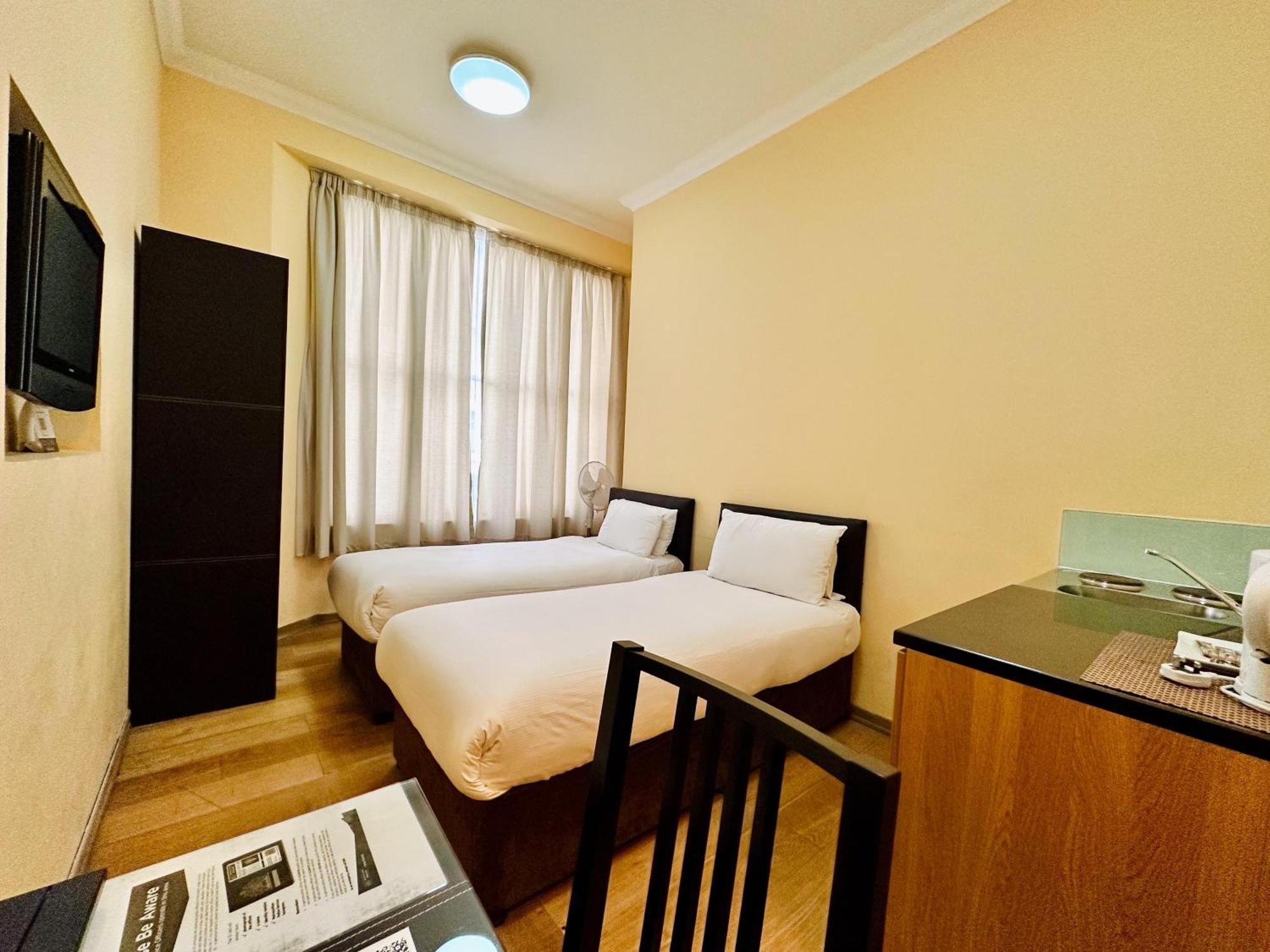 The Royale Chulan Hyde Park 3* London